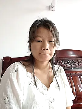 Snapshot of nghi-xinh chatting on October 16, 2025, 4:21 am nghi-xinh online show from October 16, 2025, 4:21 am