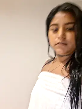angie hott online show from May 12, 2026, 3:29 pm