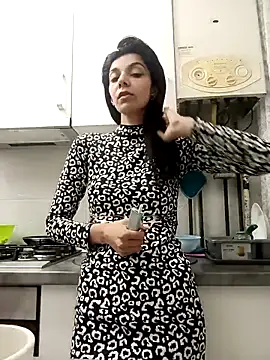 Snapshot of ReneeVoss chatting on February 9, 2026, 3:15 am ReneeVoss online show from February 9, 2026, 3:15 am