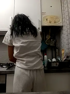 Snapshot of ReneeVoss chatting on February 5, 2026, 3:24 am ReneeVoss online show from February 5, 2026, 3:24 am