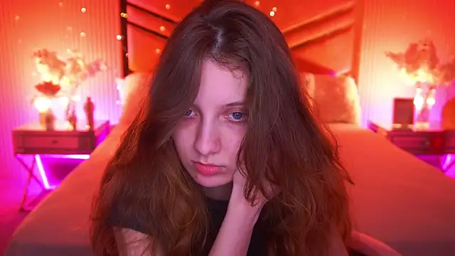 CuteeFoxy online show from April 11, 2026, 12:42 pm