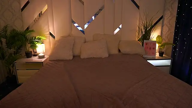 CuteeFoxy online show from February 9, 2026, 2:26 pm