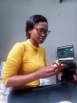 Snapshot of Blackntoxicbabe6999 chatting on October 17, 2025, 11:12 am Blackntoxicbabe6999 online show from October 17, 2025, 11:12 am