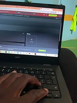 trongdick online show from November 4, 2025, 11:25 am