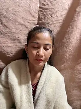 Miss-World00 online show from November 11, 2025, 1:33 am