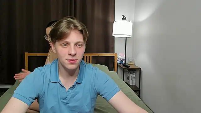 Blossomandbee online show from April 8, 2026, 6:42 pm