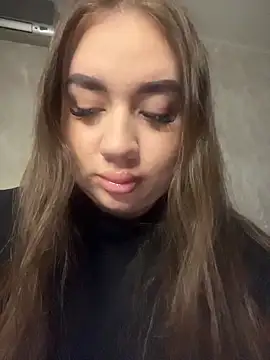Snapshot of MirraMessy chatting on October 14, 2025, 3:12 pm MirraMessy online show from October 14, 2025, 3:12 pm