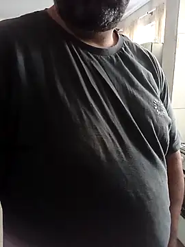 Snapshot of Motoboy100 chatting on December 16, 2025, 11:03 am Motoboy100 online show from December 16, 2025, 11:03 am