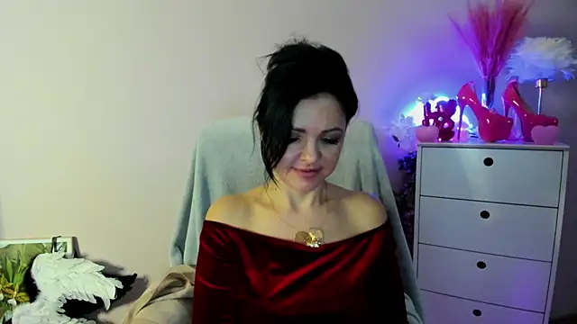 Mollybloom40 online show from April 1, 2026, 1:41 pm