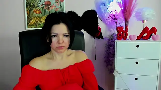 Mollybloom40 online show from March 17, 2026, 7:44 am