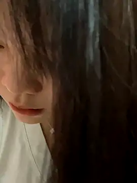 Snapshot of Christy-18 chatting on October 30, 2025, 1:31 pm Christy-18 online show from October 30, 2025, 1:31 pm