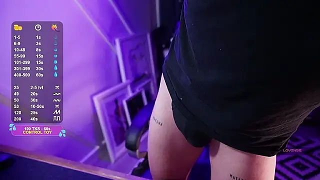 Snapshot of monsieurguitsxxx chatting on December 23, 2025, 3:39 am monsieurguitsxxx online show from December 23, 2025, 3:39 am