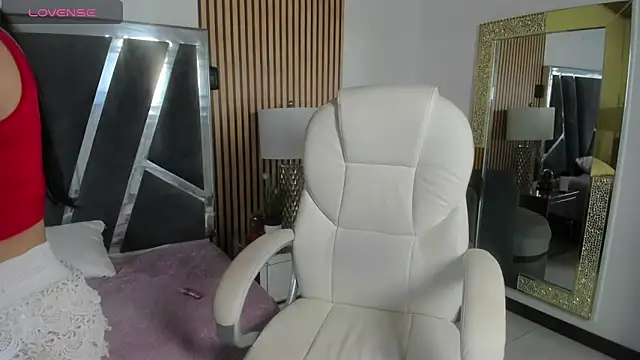 Snapshot of kath_tcw chatting on October 17, 2025, 1:13 pm kath tcw online show from October 17, 2025, 1:13 pm