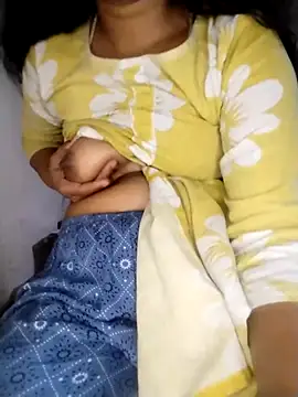 Snapshot of strip_queennn chatting on February 11, 2026, 4:51 pm strip queennn online show from February 11, 2026, 4:51 pm