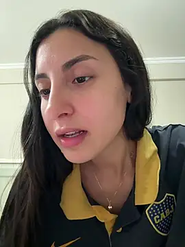 Snapshot of itsmiasofia chatting on June 10, 2026, 9:16 pm itsmiasofia online show from June 10, 2026, 9:16 pm