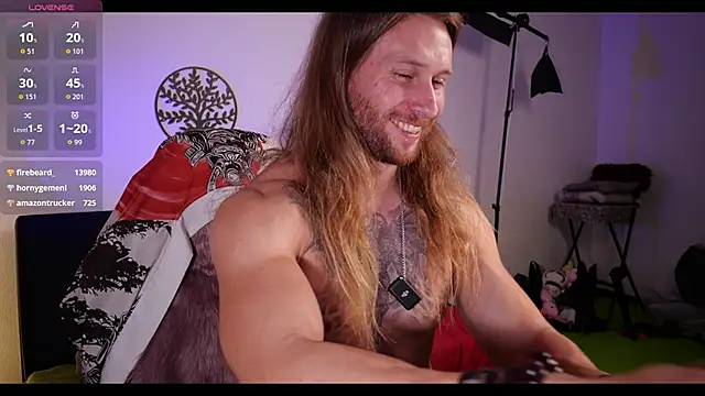 Snapshot of tarzan_ chatting on October 15, 2025, 7:55 pm tarzan online show from October 15, 2025, 7:55 pm