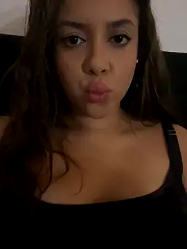 Snapshot of jijilelli chatting on October 14, 2025, 7:25 pm jijilelli online show from October 14, 2025, 7:25 pm