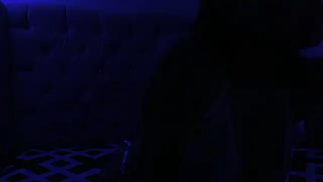 Julieth018 online show from October 15, 2025, 7:44 pm