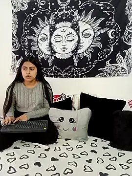 abby n emily online show from October 21, 2025, 1:54 pm