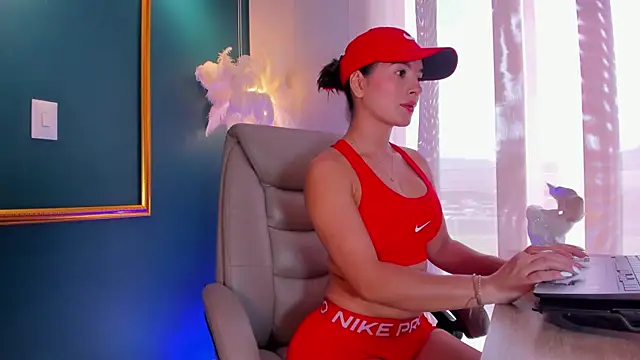 Rashel Frost  online show from June 2, 2026, 4:18 pm