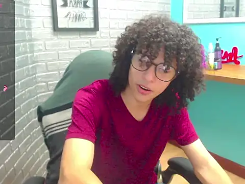 Mike Miiller  online show from December 15, 2025, 6:58 pm