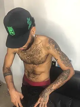 AXionX online show from December 2, 2025, 6:15 am