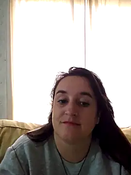 Nbella32 online show from October 28, 2025, 12:04 pm