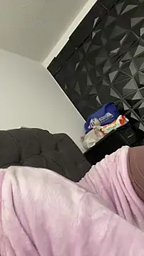 MiaSofia   online show from December 18, 2025, 3:44 am