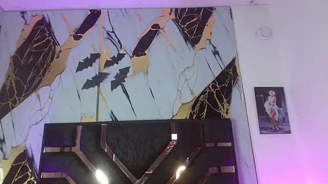 antonella rosecs online show from November 5, 2025, 4:37 am