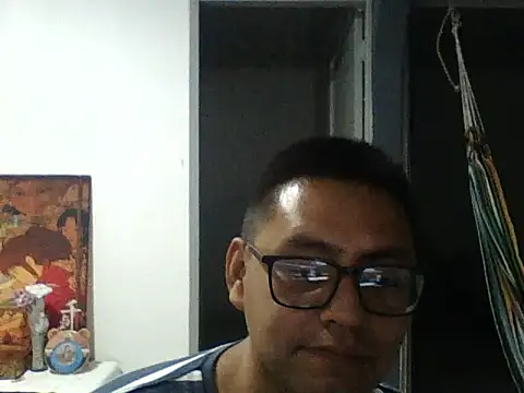 Snapshot of DariusNoir chatting on October 17, 2025, 1:42 am DariusNoir online show from October 17, 2025, 1:42 am