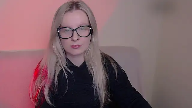 AllaLeomz online show from November 25, 2025, 8:14 am