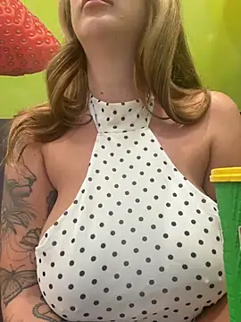 Amiraxevans online show from June 27, 2026, 5:35 am