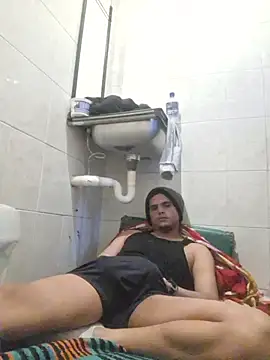 Snapshot of Daiberrubio chatting on February 27, 2026, 1:33 pm Daiberrubio online show from February 27, 2026, 1:33 pm