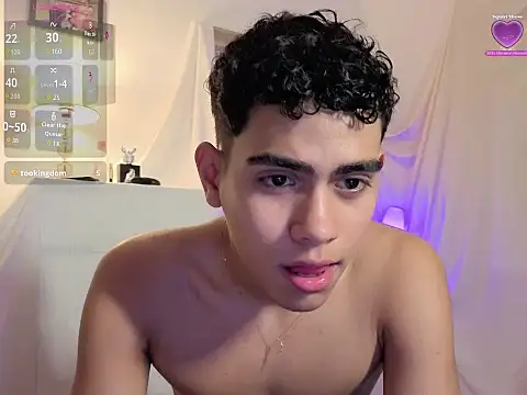 Snapshot of Yamilk101 chatting on December 19, 2025, 5:26 pm Yamilk101 online show from December 19, 2025, 5:26 pm