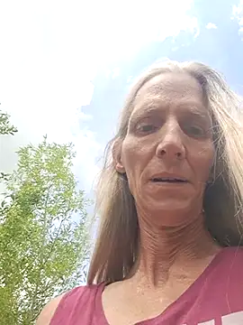 Snapshot of Cheryl_F chatting on July 3, 2026, 10:11 am Cheryl F online show from July 3, 2026, 10:11 am