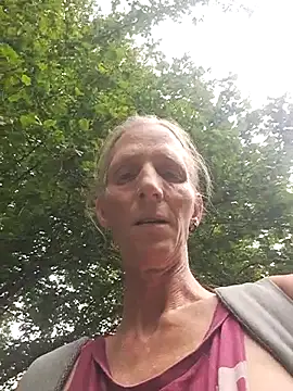 Snapshot of Cheryl_F chatting on July 8, 2026, 11:22 am Cheryl F online show from July 8, 2026, 11:22 am