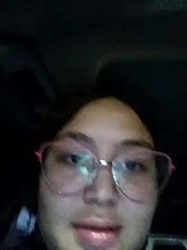 Snapshot of Neferet22 chatting on November 4, 2025, 12:03 am Neferet22 online show from November 4, 2025, 12:03 am