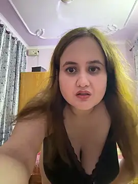 DivineBeautyone online show from October 17, 2025, 11:34 am