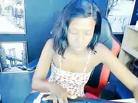 Ebonybae21 online show from October 15, 2025, 10:01 am