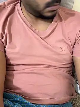 Handsome8677 online show from November 12, 2025, 9:07 pm