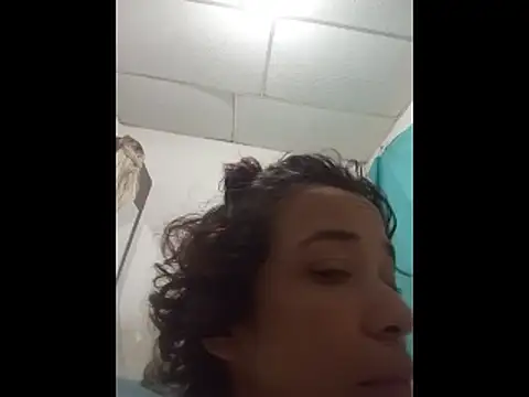 Snapshot of Teressa_Love chatting on December 17, 2025, 8:36 pm Teressa Love online show from December 17, 2025, 8:36 pm