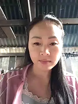 Spring-mky online show from November 20, 2025, 1:28 am