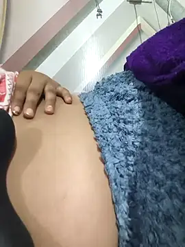 Anshika1431 online show from January 10, 2026, 6:03 pm