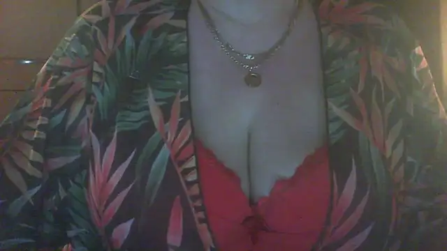 Snapshot of zaubermaeuschen66 chatting on February 14, 2026, 5:57 pm zaubermaeuschen66 online show from February 14, 2026, 5:57 pm