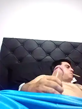 Snapshot of Chorizo_Criollo chatting on October 18, 2025, 3:03 pm Chorizo Criollo online show from October 18, 2025, 3:03 pm