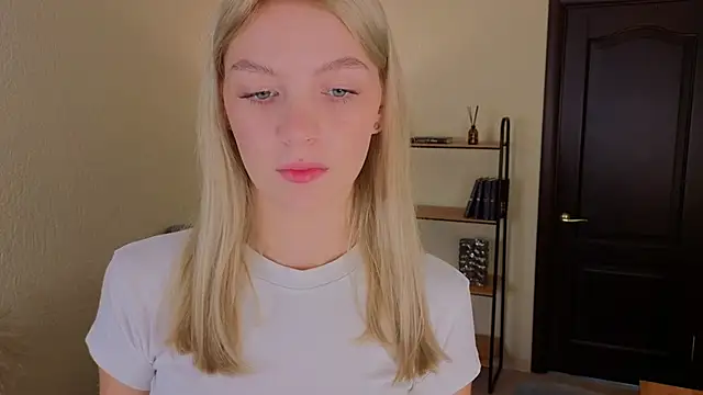 Susan Sanders  online show from October 27, 2025, 7:20 am