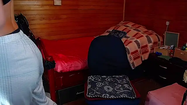 Snapshot of MariamGray1 chatting on February 6, 2026, 8:49 pm MariamGray1 online show from February 6, 2026, 8:49 pm