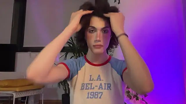 Snapshot of kira_yoshika9e chatting on February 5, 2026, 8:26 pm kira yoshika9e online show from February 5, 2026, 8:26 pm