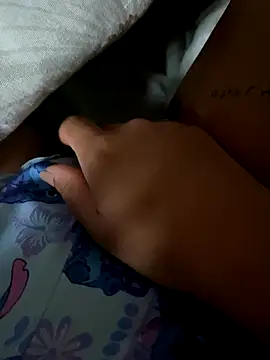 Malusafadinha00 online show from October 18, 2025, 8:38 am