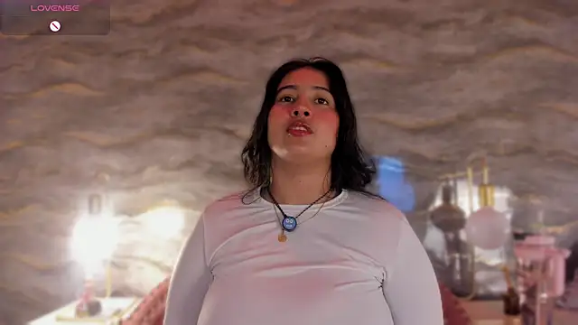 lilithst  online show from November 26, 2025, 9:15 pm